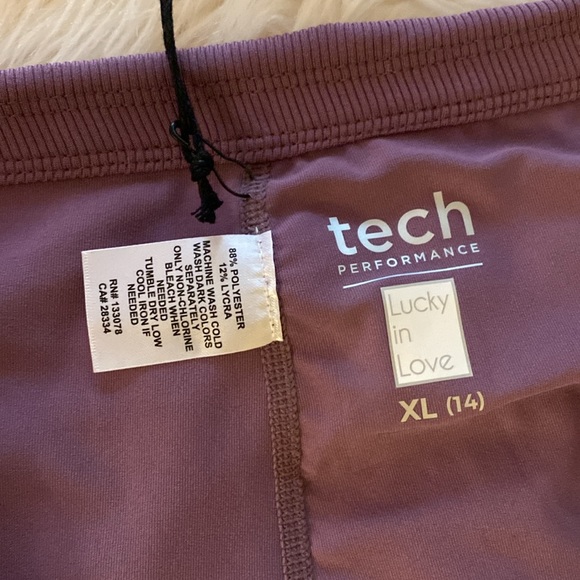 NEW...TECH performance skort tennis wear - Picture 7 of 11